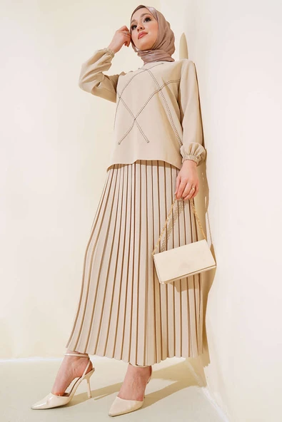 Önü Taşlı Süslemeli Krep İkili Takım Bej ürün görseli 1