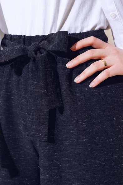 Kuşaklı Bol Paça Pantolon Siyah - Resim 4