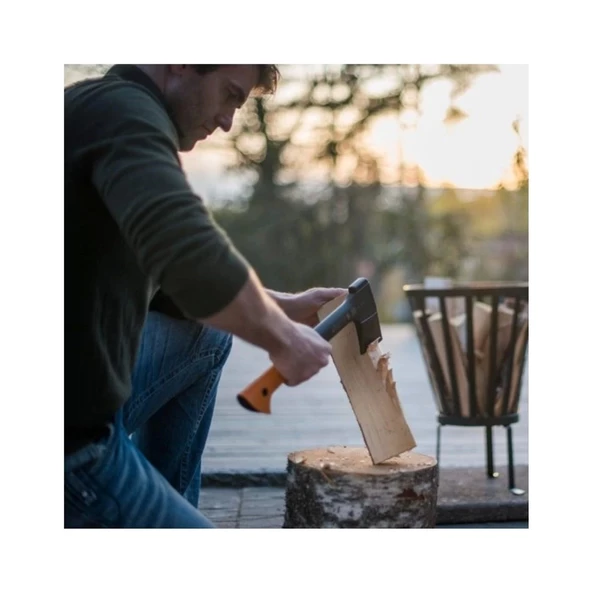 Fiskars 1015619 Marangoz Baltası X10 - 4