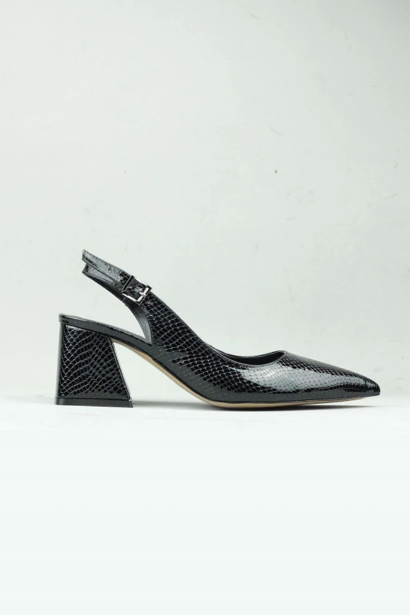 Punto 633302 Sivri Burunlu Piton Desenli Bilekten Bağlamalı  Topuklu Klasik Ayakkabı Kadın