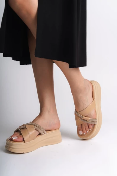 RUBY Düz Topuklu Taşlı Çapraz Şeritli Kalın ve Ortopedik Taban Kadın Terlik TT Ten - 3