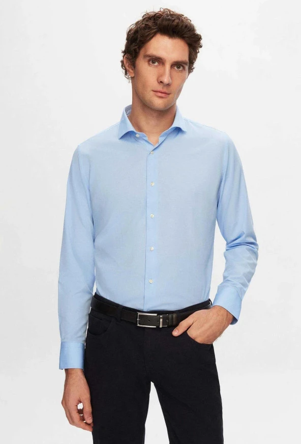 Dormen Classics Kolay Ütülenebilir Slim Fit Dar Kesim Klasik Yaka Cepsiz Erkek Gömlek Buz Mavi
