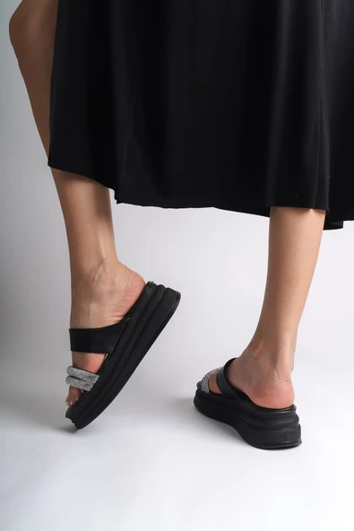 SARAH Düz Topuklu Taşlı Şeritli Kalın ve Ortopedik Taban Kadın Terlik ST Siyah - 3