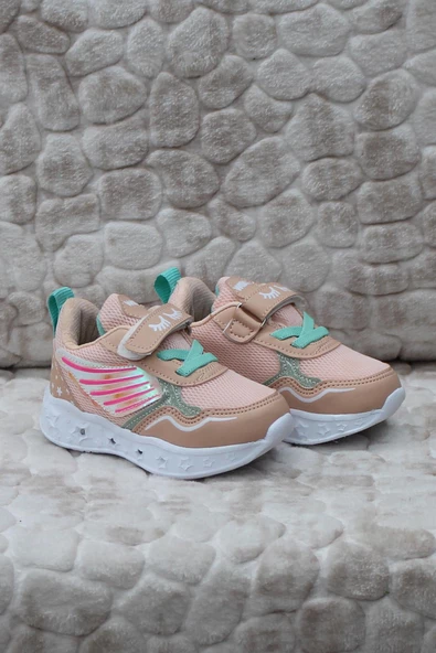 Fort 058 Anatomik Rahat Işıklı Kız Çocuk Ayakkabı ürün görseli