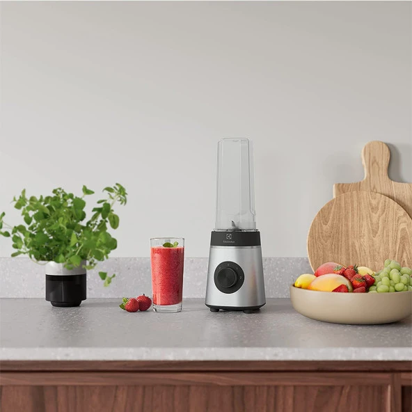 Electrolux E4CB1-6ST 350 W İlave Şişeli Smoothie Spor Blender - 3