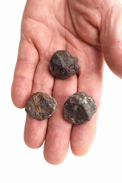 Doğal Lal Garnet Küçük Parçalar 50 Gram 232-2