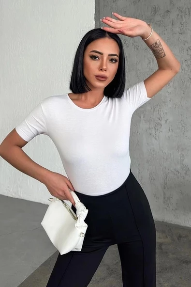 Rahat Ve Şık Kısa Kollu Bisiklet Yaka Likralı Viskon Penye Body Beyaz - 2
