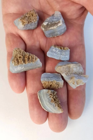 Doğal Kalsedon Küçük Parçalar 50 Gram - 674