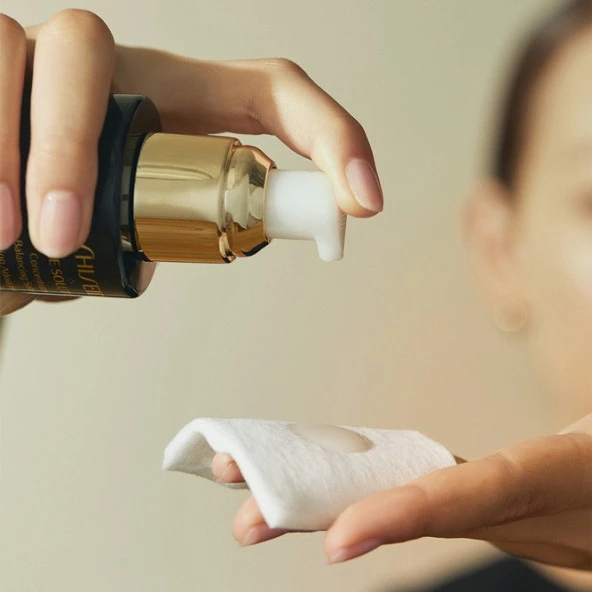 Shiseido Future Solution LX Concentrated Balancing Softener 170ML Yüz Bakım Losyonu - Resim 3