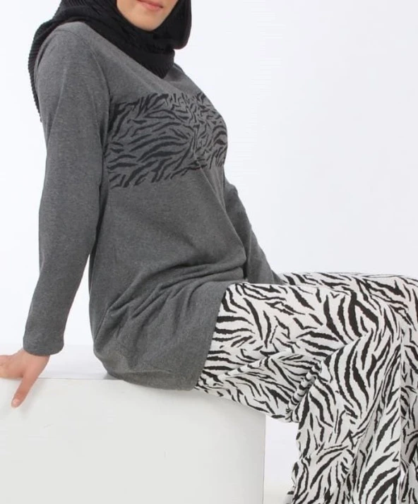 9019 Zebra Desenli Penye Tunik