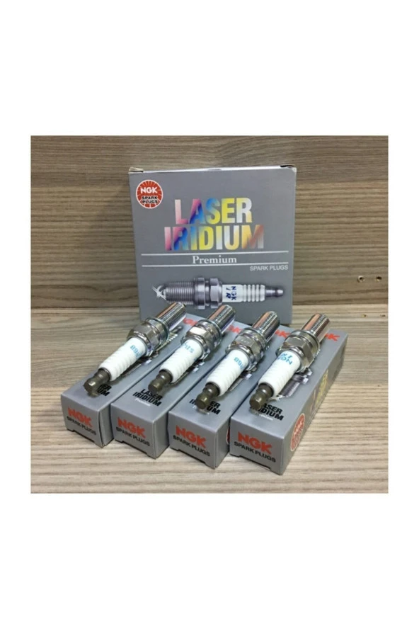 NGK Vw Scirocco 1.4 Tsi 4'lü Iridyum Buji Takımı Cax 2009-2014 Izfr6p7 ürün görseli