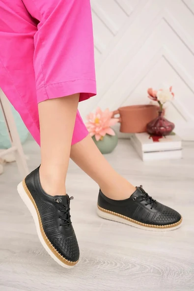 Norfix 3643 Lastik Bağcıklı Ortopedik Günlük Kadın Ayakkabı ürün görseli 1