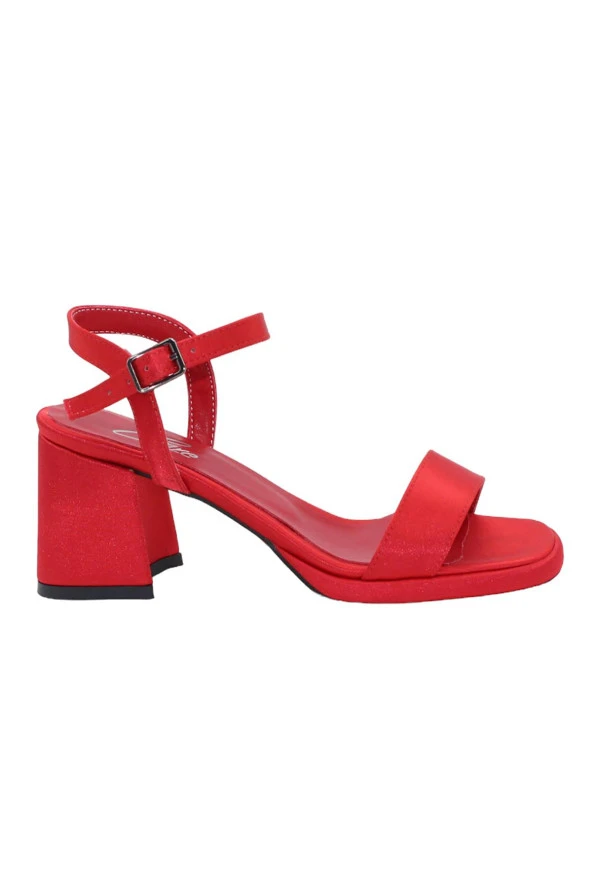 Mergenshoes K045 Kırmızı Günlük 7 Cm Klasik Topuk Kadın Ayakkabı