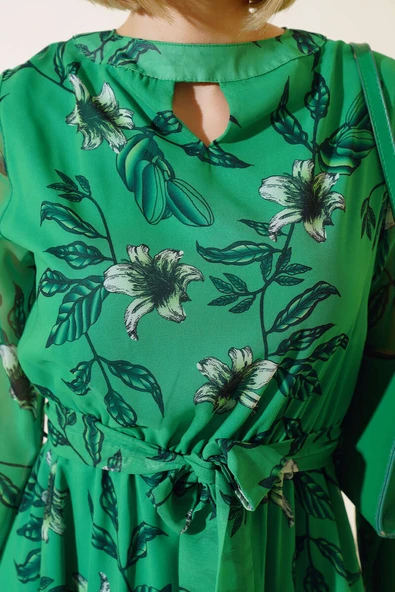 Şifon Çiçek Desenli Elbise Yeşil - Resim 4