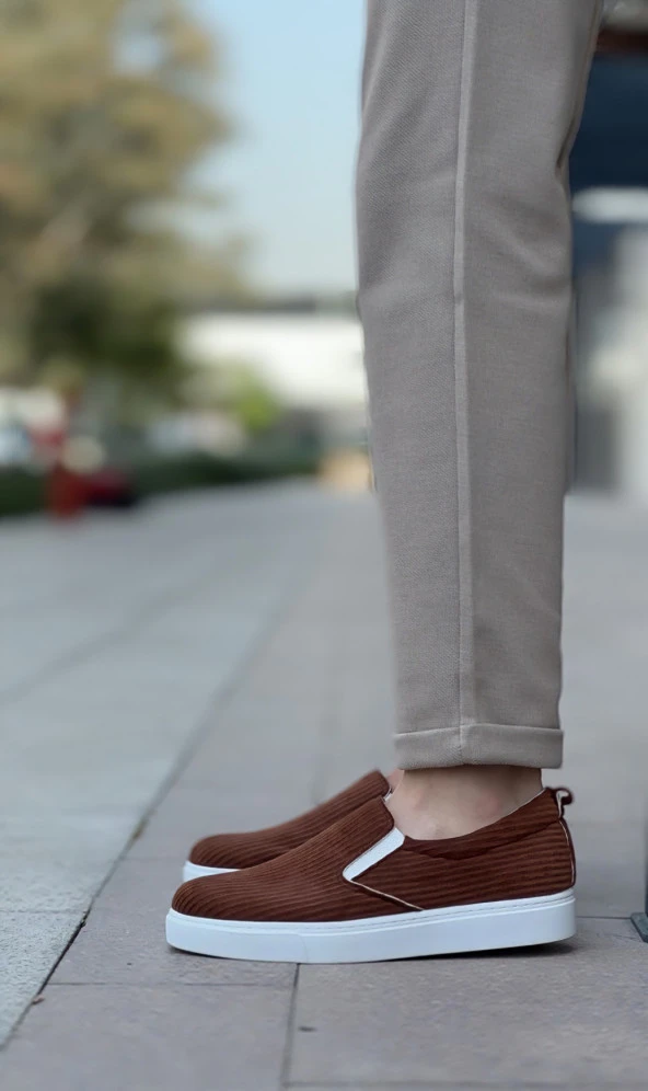 BA0339 Bağcıksız Kadife Kahverengi Beyaz Taban Günlük Erkek Ayakkabı ürün görseli 1