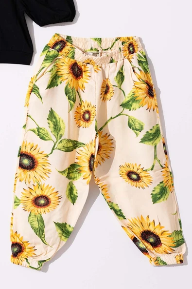 Kız Çocuk Ay Çiçeği Desenli  Eşofman Altı ve Yazı Baskılı Siyah Eşofman Takım - Resim 3