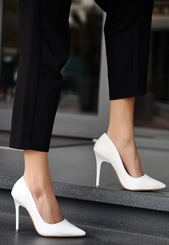 Pabucmarketi Kadın Beyaz Stiletto Ayakkabı