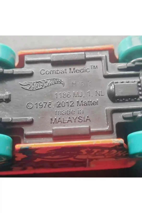 combaty medic van 2012 1/64 Ölçekdir Koleksiyonluk hot wheels - 2