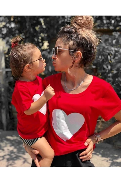 Anne Kız Çocuk Kombin Kırmızı Tişört Tek Fiyatıdır
