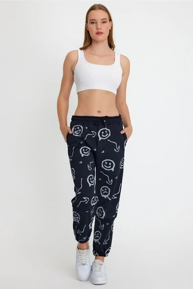 Unisex Emoji Baskı Oversize Scuba Şardonlu Eşofman Altı Siyah ürün görseli