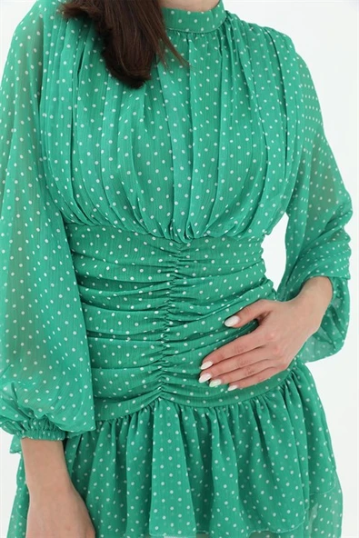 Büzgülü Puantiyeli Şifon Elbise - Yeşil - Resim 8