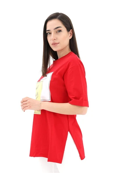 Bisiklet Yaka Yüz Basklı T-Shirt - Kırmızı - Resim 2