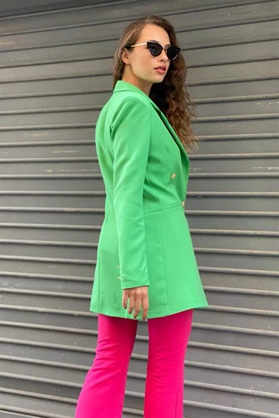 Omuzları Vatkalı Önü Çıtçıtlı Atlas Kumaş Kadın Blazer Ceket - Yeşil - Resim 7
