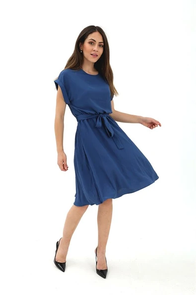 Bisiklet Yaka Beli Büzgülü Kemerli Elbise - İndigo ürün görseli