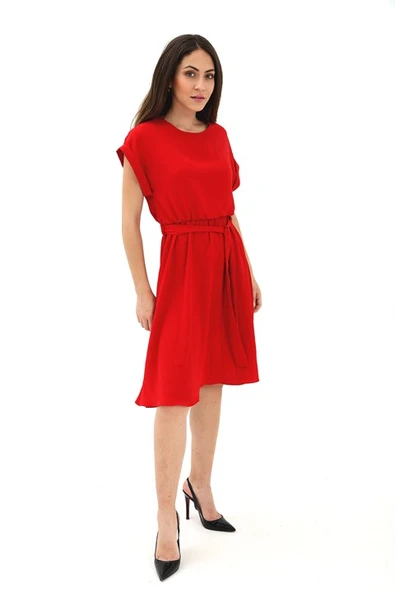Bisiklet Yaka Beli Büzgülü Kemerli Elbise - Kırmızı - Resim 2