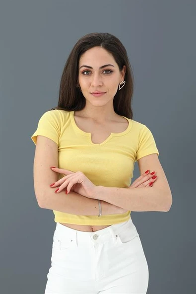 T-Shirt Armut Yaka Kısa Kol - Sarı ürün görseli 1