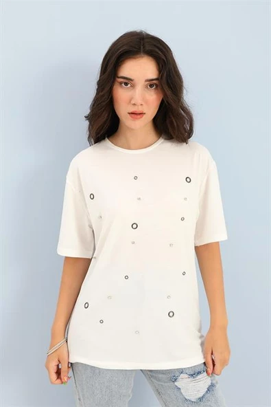 T-shirt Bisiklet Yaka Halka ve Taş Detaylı - Ekru ürün görseli 1
