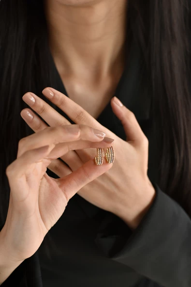 ÇG Kp98 Üç Renkli Dorika Altın Küpe - 3