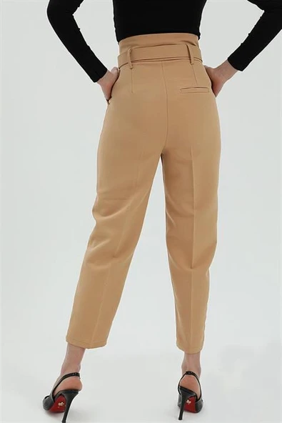 Kemerli Atlas Kumaş Pantolon - Açık Kahve - Resim 5