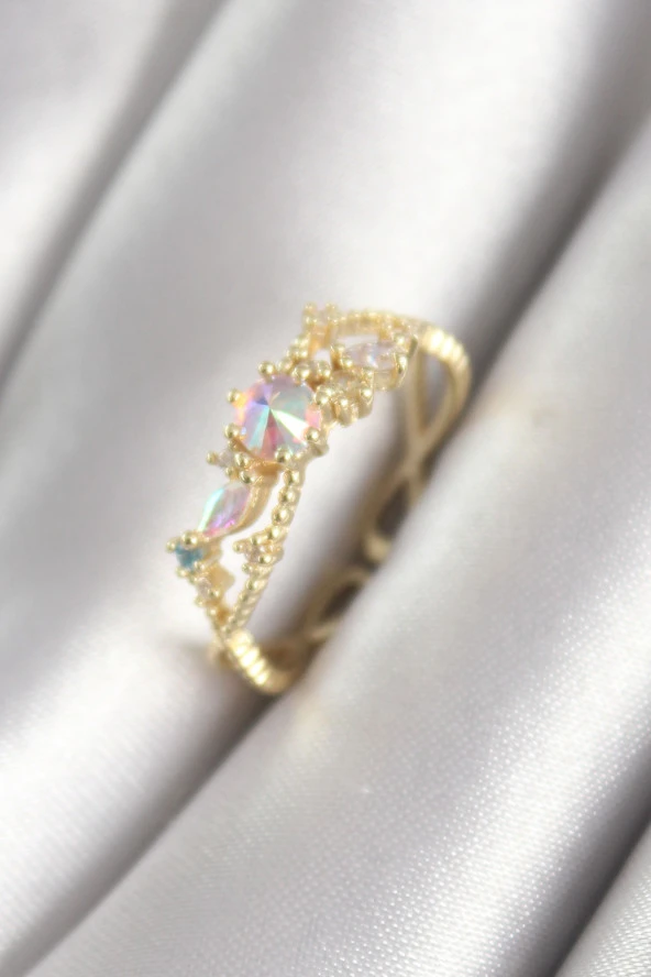Pirinç Gold Renk Hologram Zirkon Taşlı Kadın Yüzük - TJ-BYK3078 ürün görseli 1