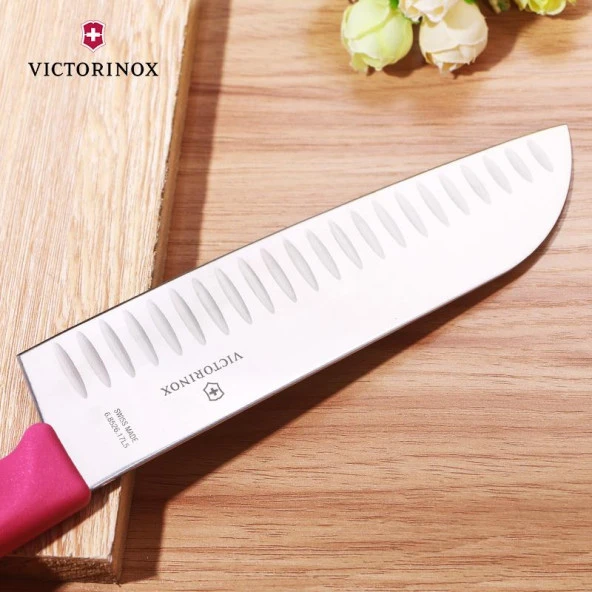 Victorinox Swiss Classic 17cm Santoku Bıçağı Pembe 6.8526.17L4B - 3
