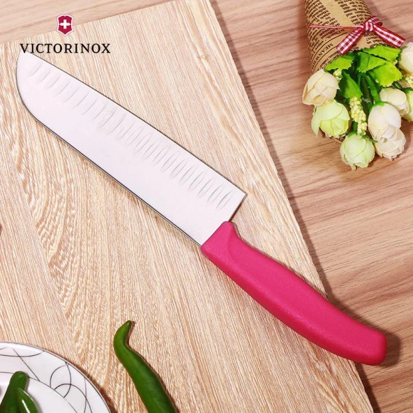Victorinox Swiss Classic 17cm Santoku Bıçağı Pembe 6.8526.17L4B - 4