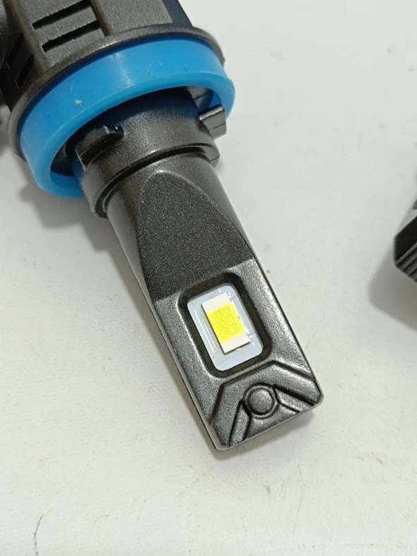 R8 3570 Serisi H8 H9 H11 LED Xenon Kablosuz Far Ampulü - 3
