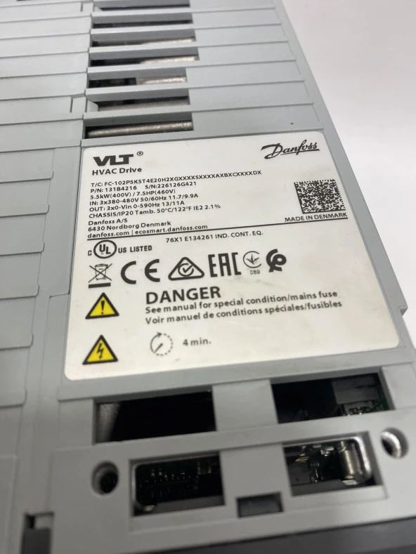 Danfoss FC 102 VLT HVAC 5.5 kW Sürücü 131B4216 2.El - Resim 3