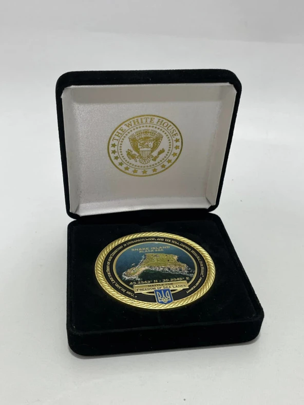 The White House Coin #9 Snake Island Hatıra Parası