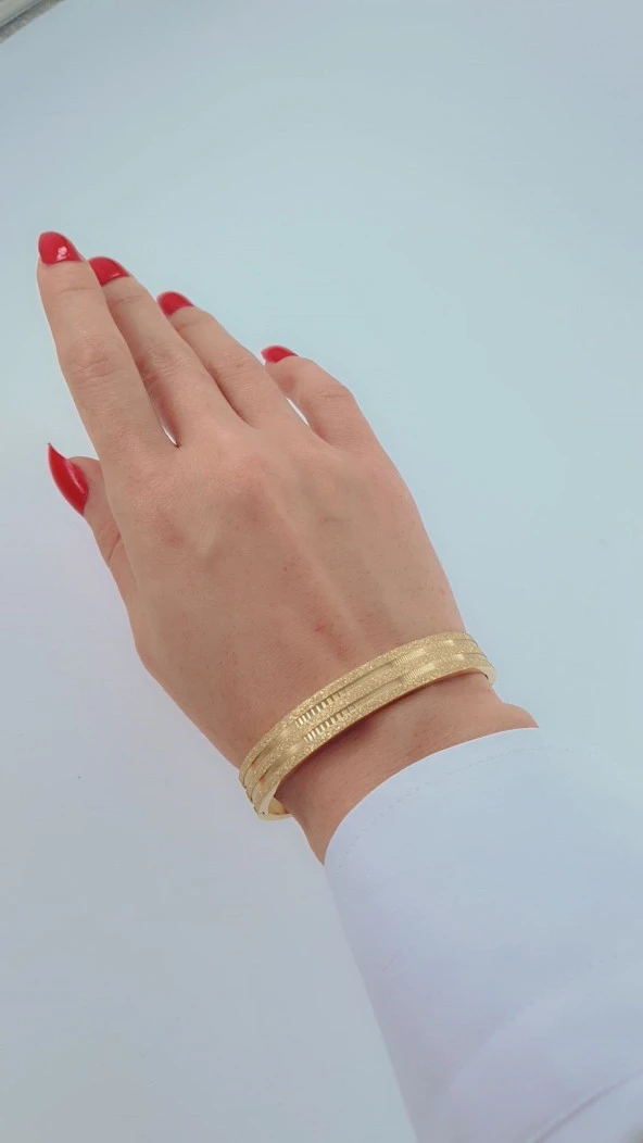 Kadın Simli Şerit Model Çelik Kelepçe Bileklik - Resim 4