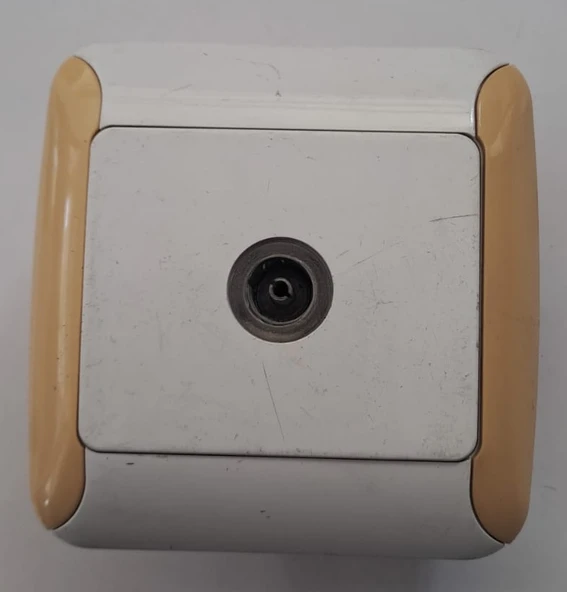 GÜNSAN SIVA ALTI TV PRİZİ KREM / BEYAZ ürün görseli