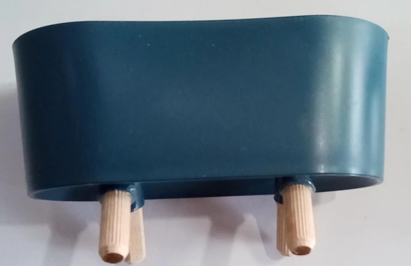 AHŞAP AYAKLI PLASTİK OVAL SAKSI K.MAVİ ( 8 x 15 x 7 cm )