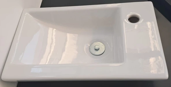 İDA ETEJERLİ LAVABO 28X45cm TURAVİT