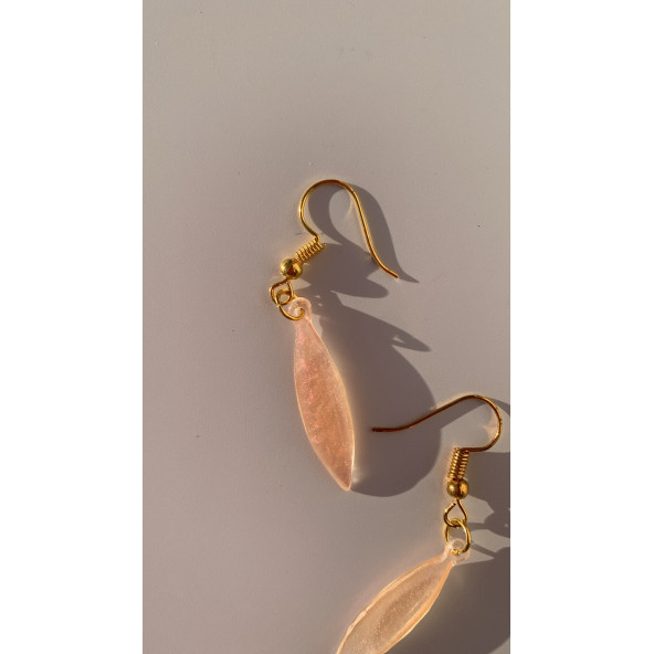 Yanardöner Pembe ve Turuncu Gold Aksesuar Simetrik Şekil Küçük Sallantılı Epoksi Küpe El Yapımı - Resim 7