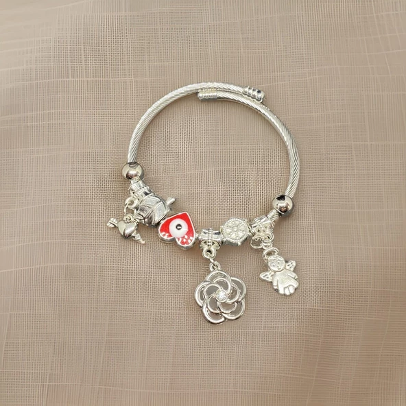 Kalp Aşkı: Kırmızı Gözlü Kalp Charmlı Gümüş Renkli Pandora Model Çelik Kadın Bilekliği! ürün görseli 1