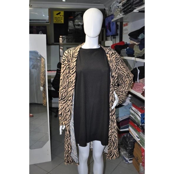 LEOPAR DESENLİ TAKIM ELBİSE - 2