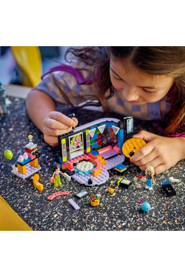 LEGO ® Friends Karaoke Müzik Partisi Seti 42610 (196 Parça) - Resim 4