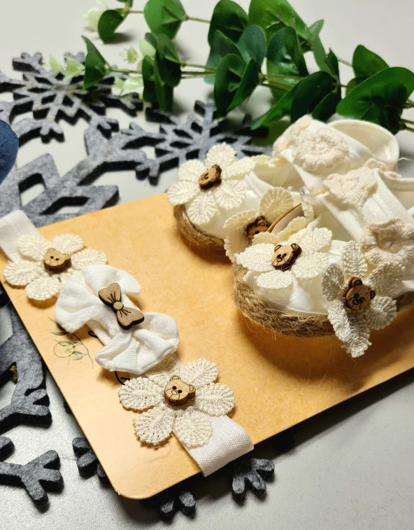 Kız Bebek Hediyelik Patik ve Saç Bandı Yenidoğan Royaleks - 2