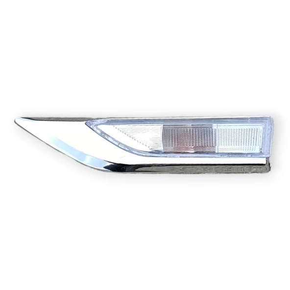 VW Caddy 2016-2020 Sol Ön Çamurluk Sinyal Lambası Krom 2K5949101A - 2