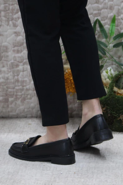Fort 034-213 Siyah Cilt Toka Detaylı Rahat Loafer Kadın Ayakkabı - Resim 4